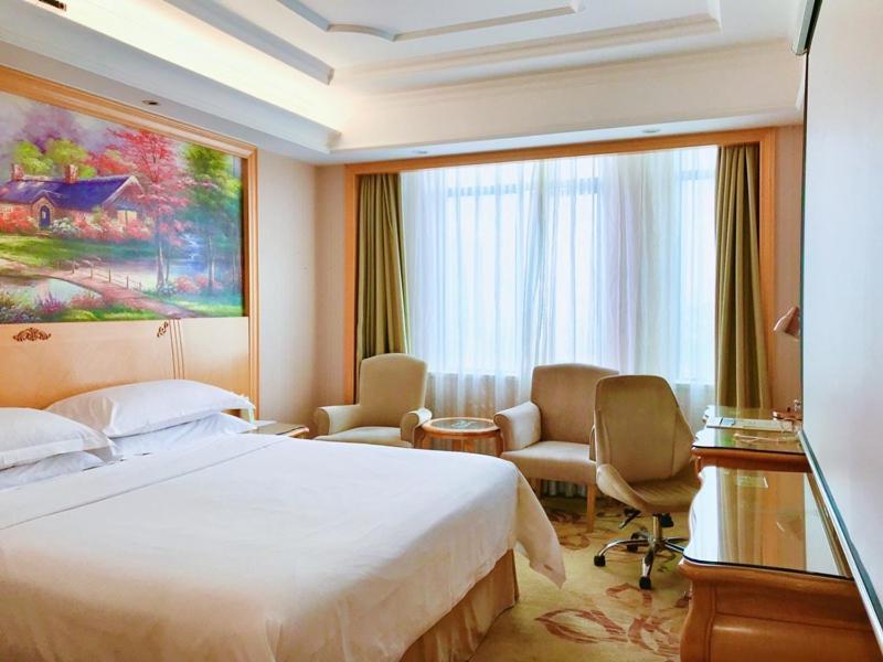 Vienna International Hotel Shenzhen Guangming Avenue Eksteriør billede