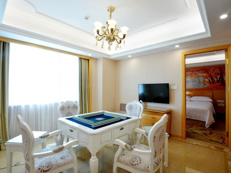 Vienna International Hotel Shenzhen Guangming Avenue Eksteriør billede